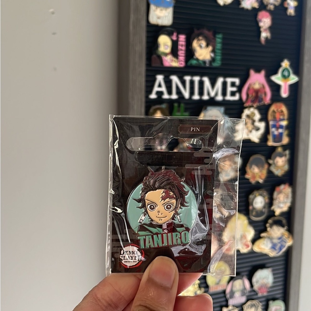 Demon slayer Tanjiro Kamado enamel pin